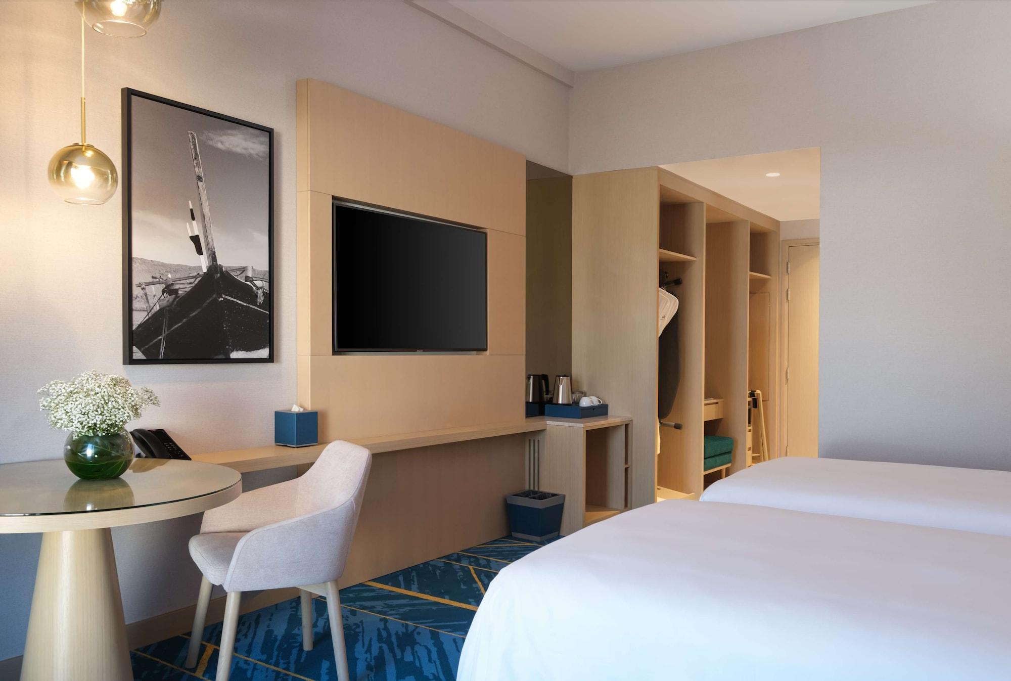 Maani Muscat Hotel & Suites Eksteriør billede