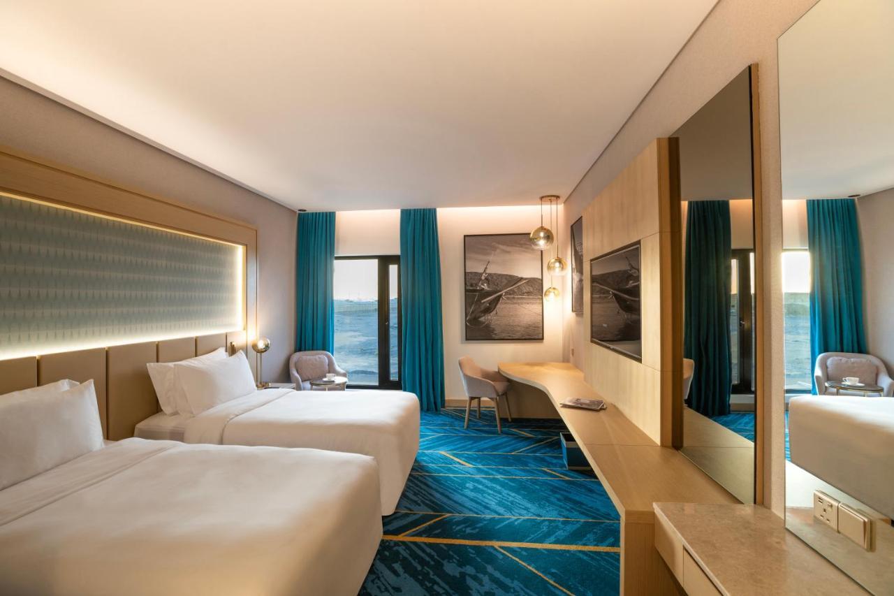 Maani Muscat Hotel & Suites Eksteriør billede