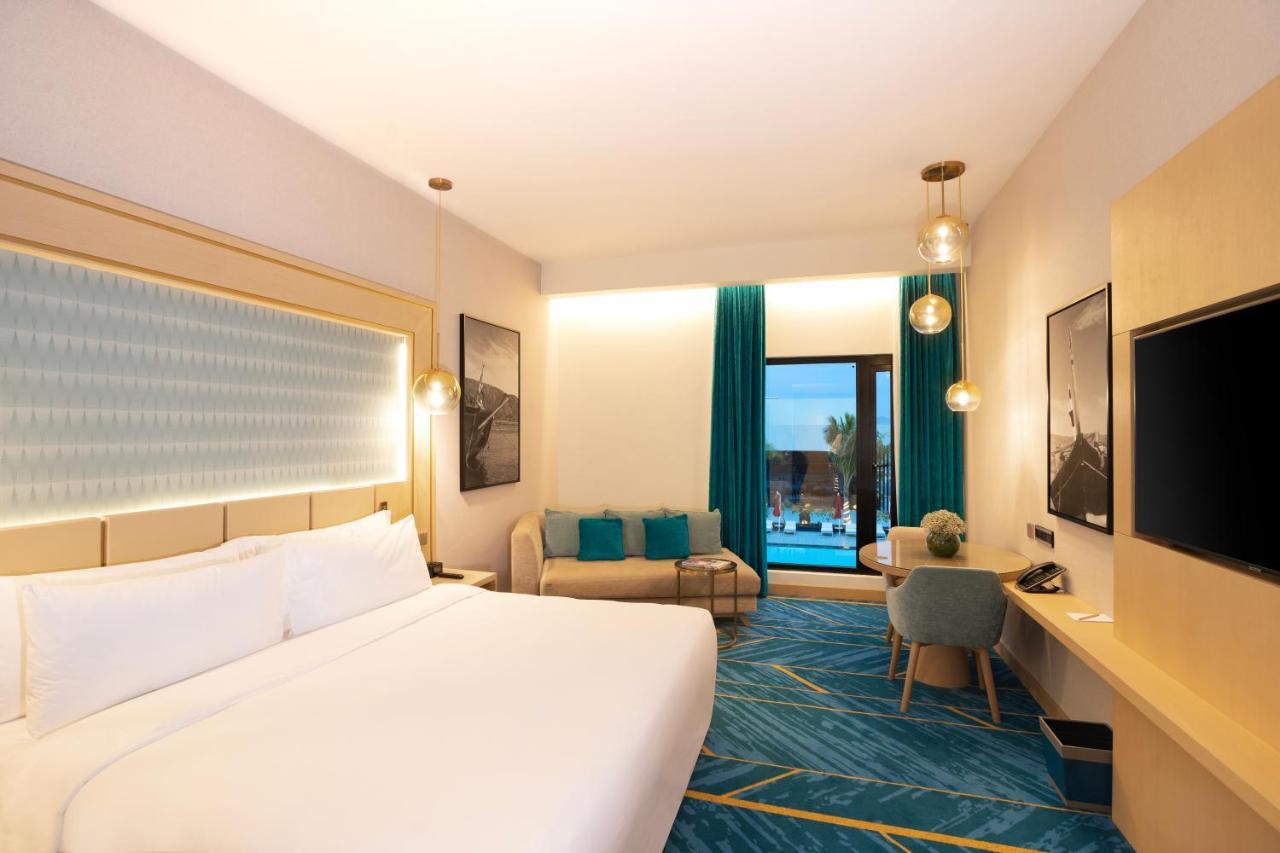 Maani Muscat Hotel & Suites Eksteriør billede