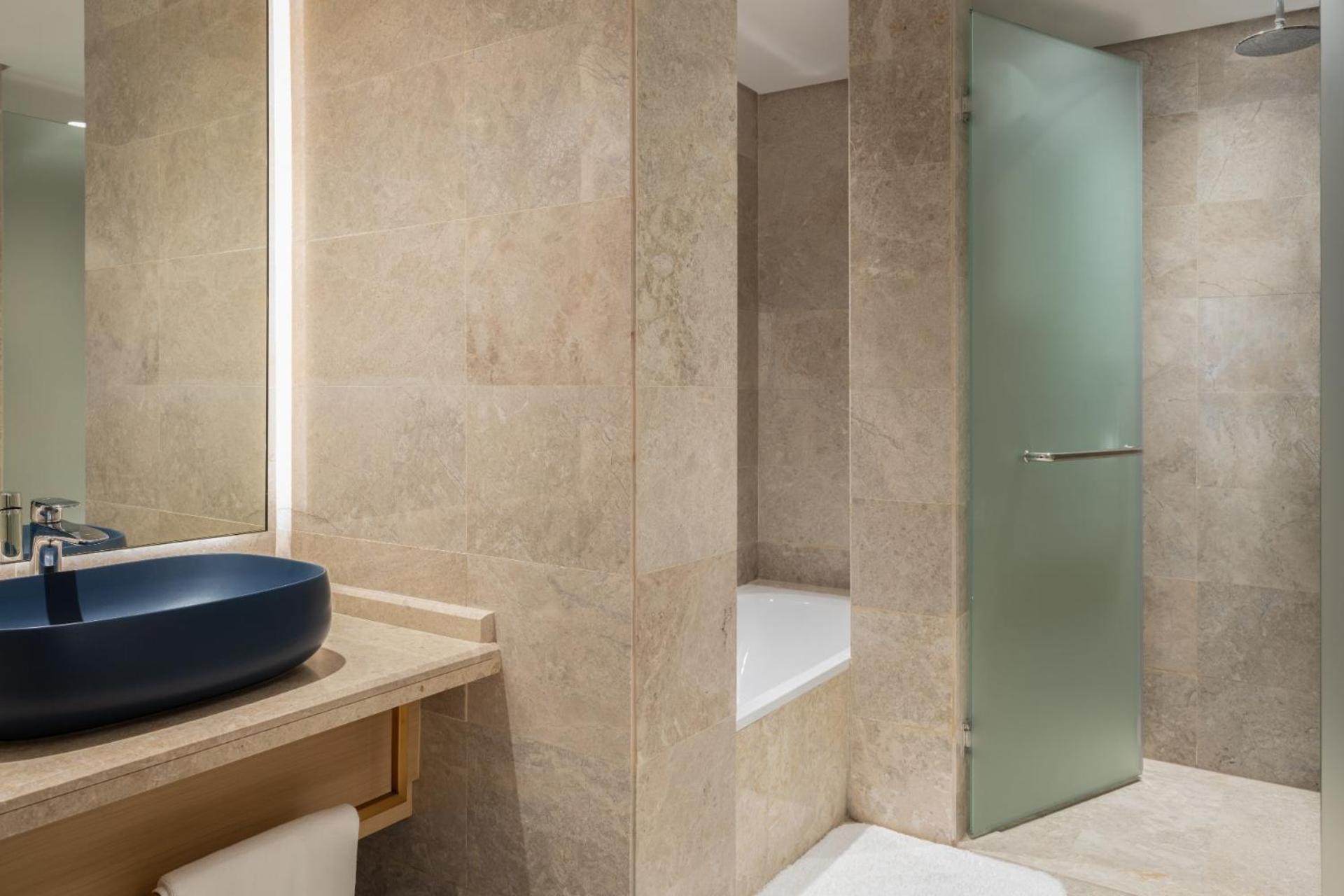 Maani Muscat Hotel & Suites Værelse billede